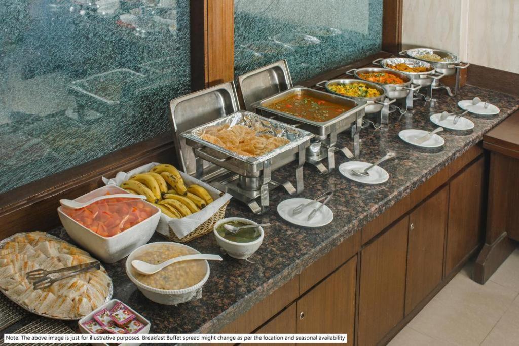 Hotel Ssr Grand Hyderabad Bagian luar foto
