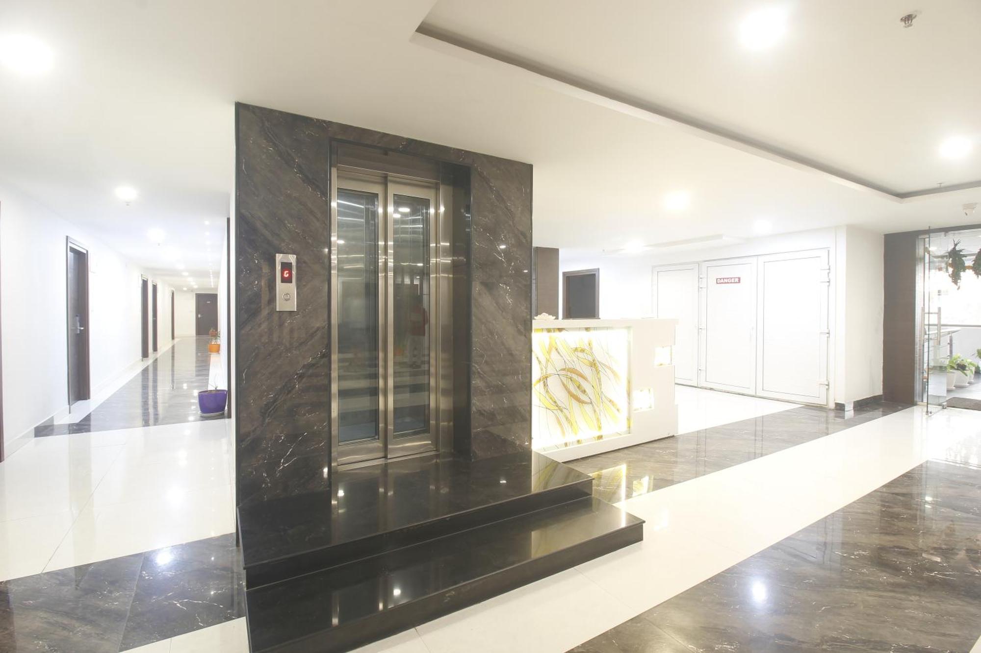 Hotel Ssr Grand Hyderabad Bagian luar foto