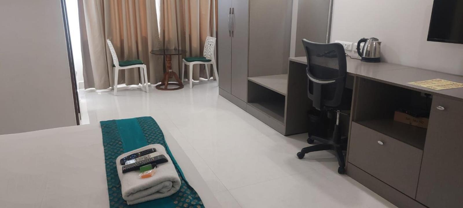 Hotel Ssr Grand Hyderabad Bagian luar foto