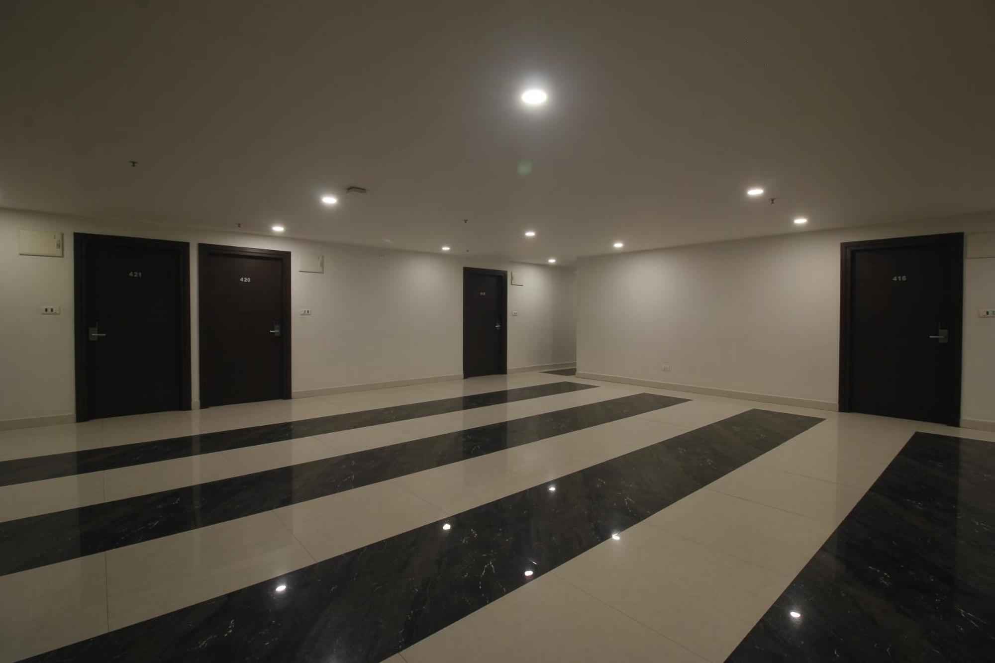 Hotel Ssr Grand Hyderabad Bagian luar foto