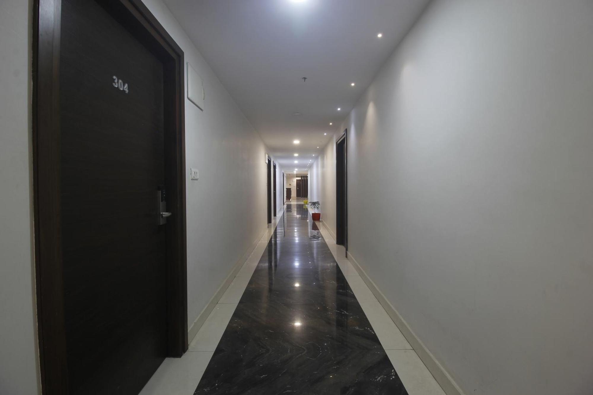 Hotel Ssr Grand Hyderabad Bagian luar foto