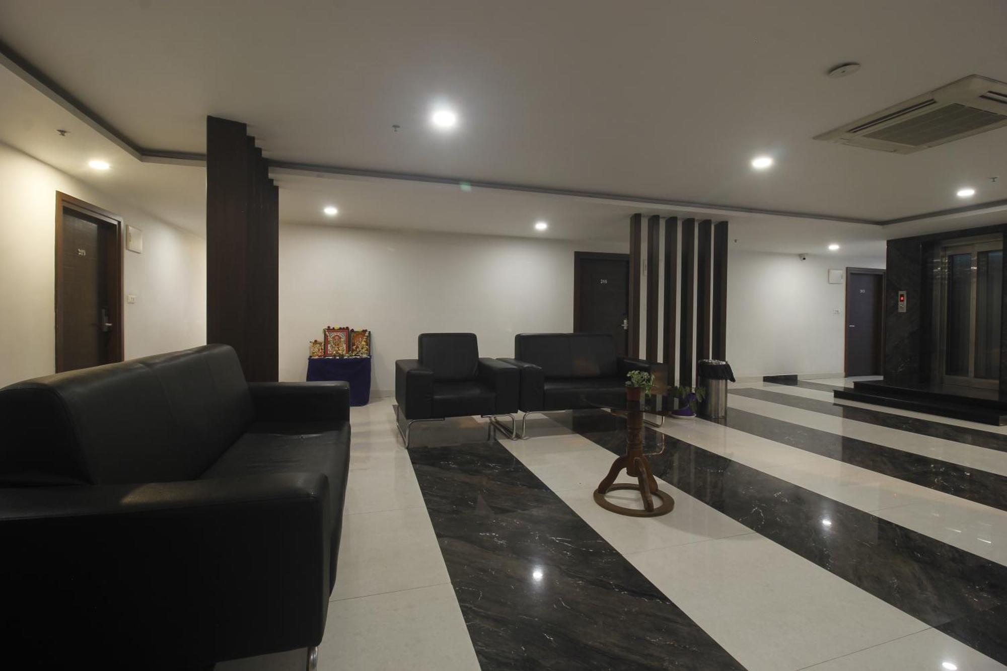 Hotel Ssr Grand Hyderabad Bagian luar foto