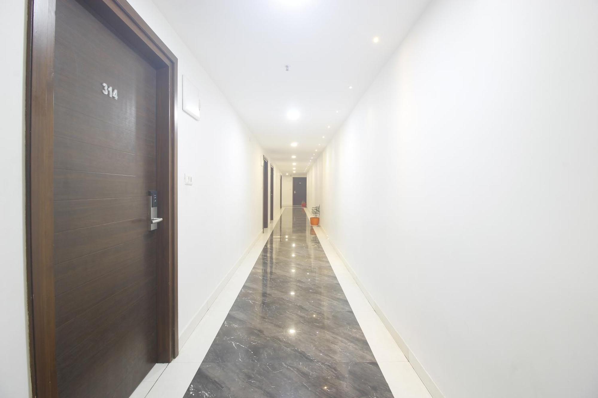 Hotel Ssr Grand Hyderabad Bagian luar foto