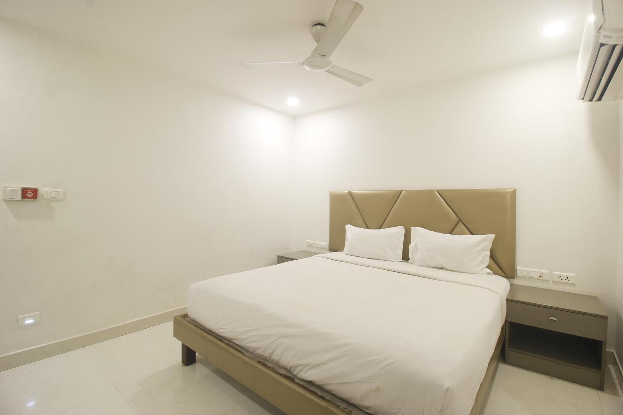 Hotel Ssr Grand Hyderabad Bagian luar foto