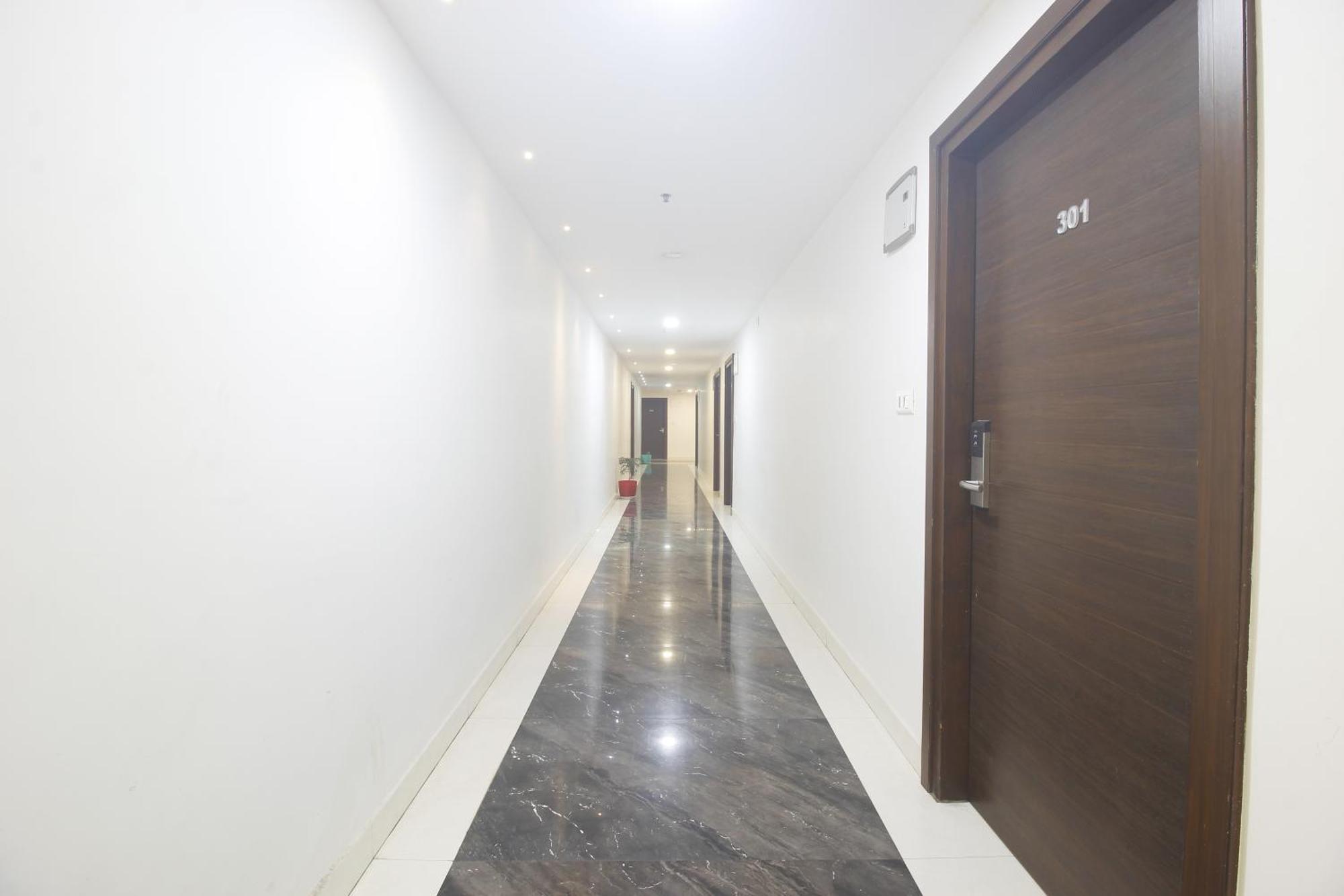Hotel Ssr Grand Hyderabad Bagian luar foto