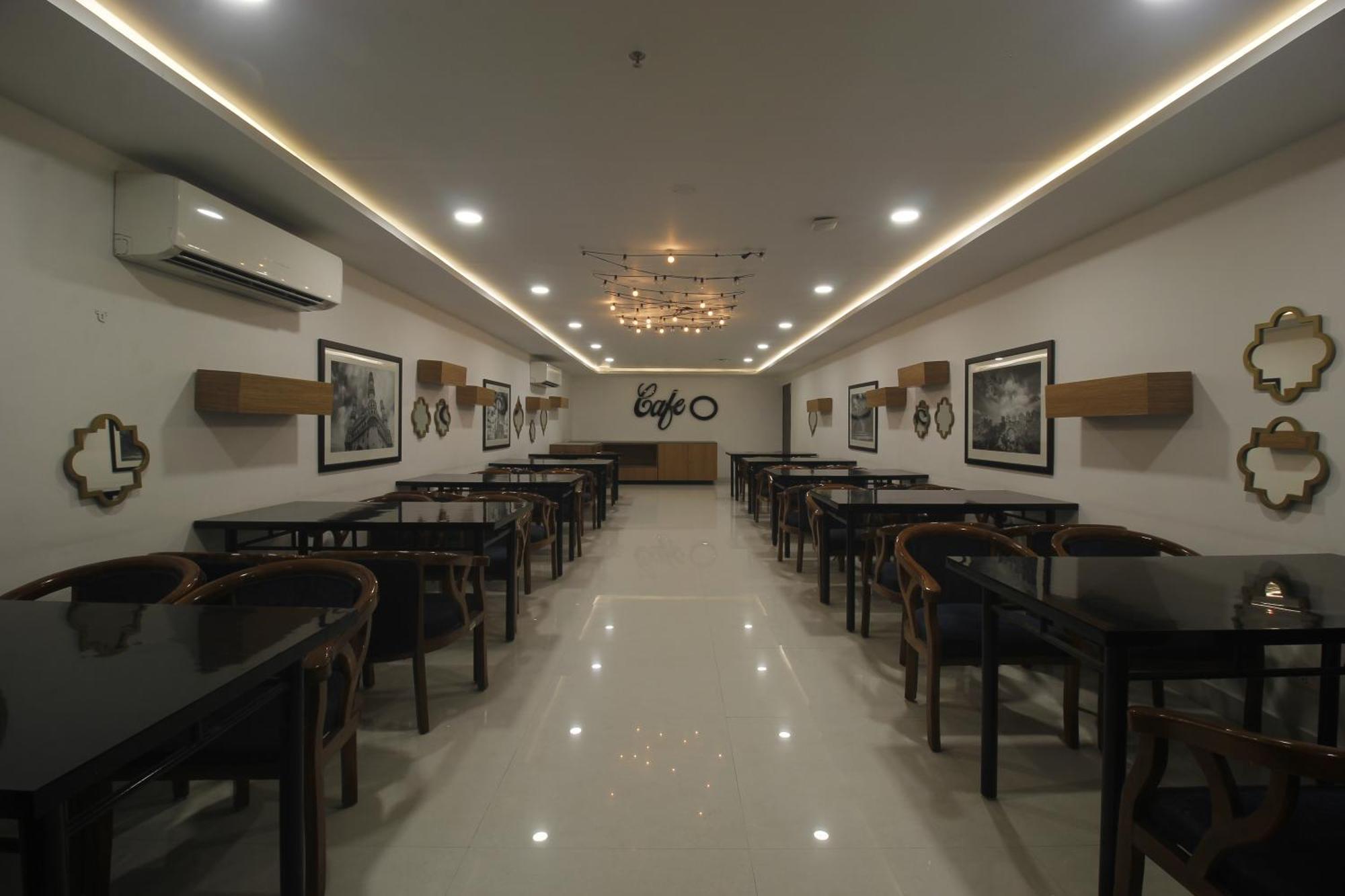 Hotel Ssr Grand Hyderabad Bagian luar foto